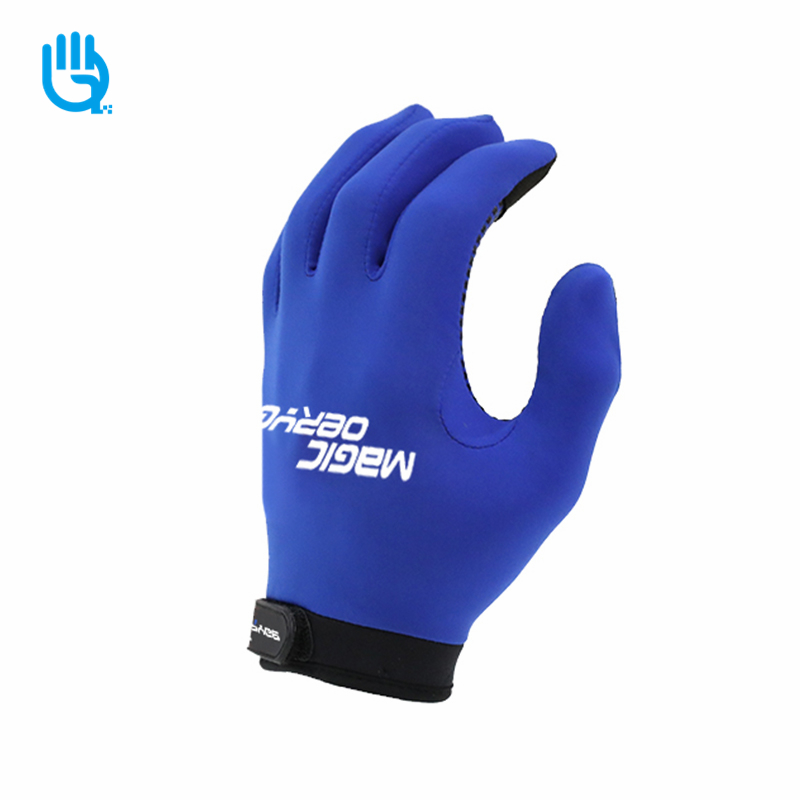 Protective & multifunctional conductive sports gloves RB419